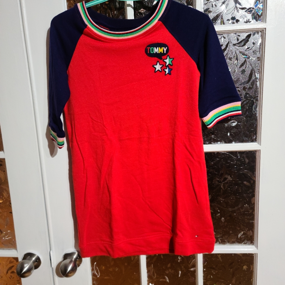 BNWOT Tommy Hilfiger sweatshirt